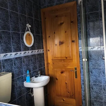 Adega Do Golfinho Apartment