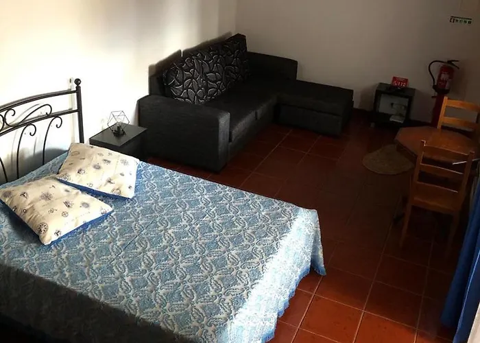 Adega Do Golfinho Apartamento Feiteira
